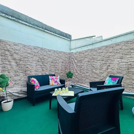 Сasa de vacaciones Casa Patio Fleuri *